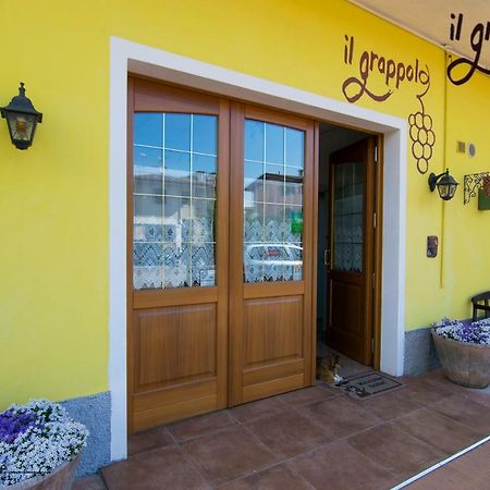 B&B Il Grappolo Foresteria Lombarda 시르미오네 외부 사진
